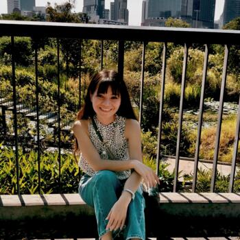 Babysitter in Bangkok: Pranee