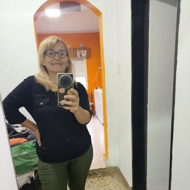 Babysitter in Almirante Brown: Norma Beatriz