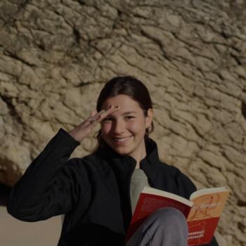 Babysitter em Estoril: Madalena