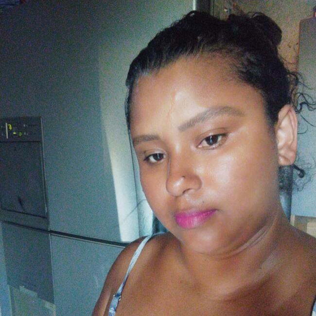 Babysitter in Jequié: Tais