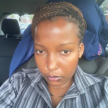 Babysitter Nairobi: Kristie