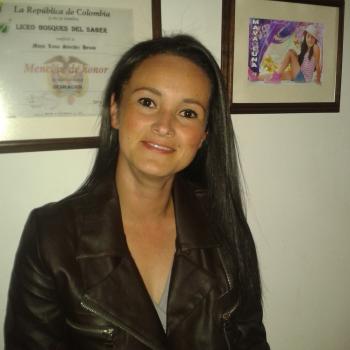 Babysitter Manizales: Adriana Patricia