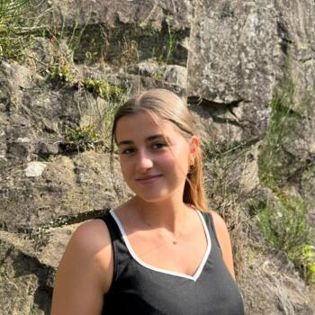 Babysitter in Rezé: Emma