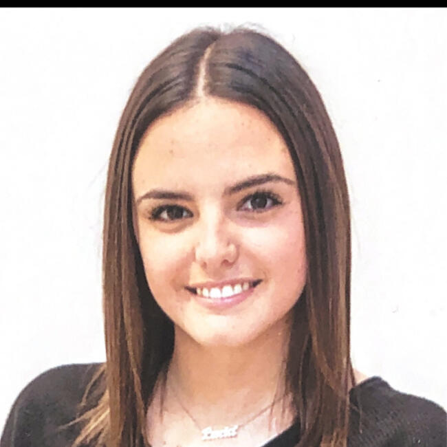 Babysitter in Cuenca: Lucia