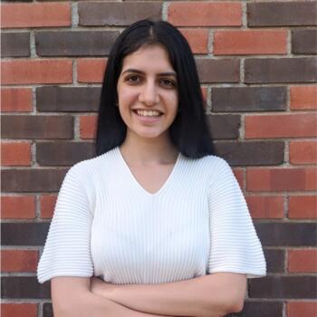 Babysitter in London: Kanika