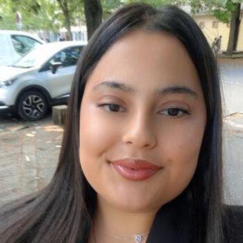 Nanny in Aubervilliers: Sarah