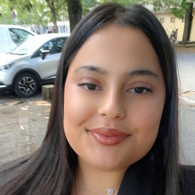 Nanny in Aubervilliers: Sarah