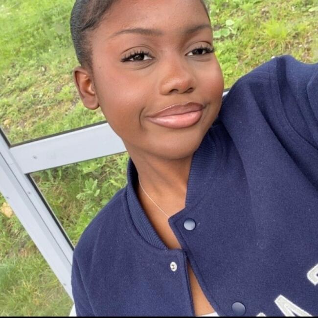 Babysitter in Reading: Grace