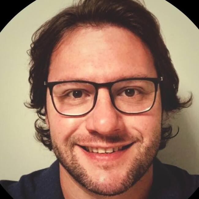 Emprego de babá em Porto Alegre: Rafael