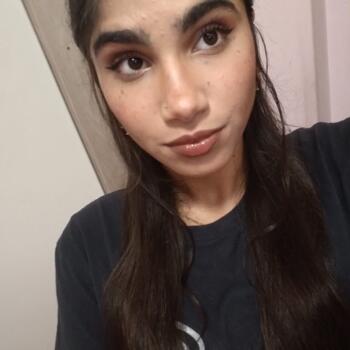 Babysitter Carugo: Bushra