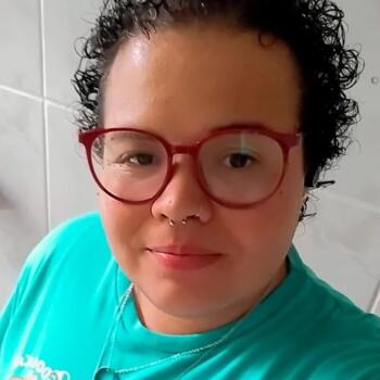 Babysitter in Ribeirão Preto: Luana