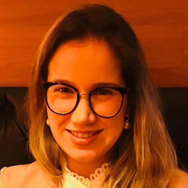 Babysitting job in Curitiba: Elisa