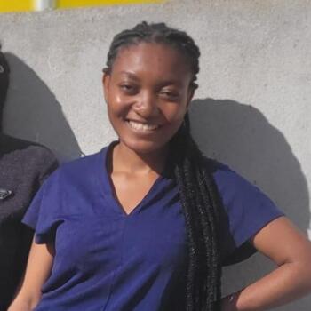 Baby-sitter in Saint-Étienne: Cyranic