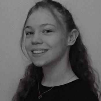 Babysitter in Caluire-et-Cuire: Jade Héloïse