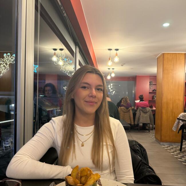 Babysitter em Figueira da Foz: Carina