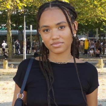 Babysitter in Talence: Manon