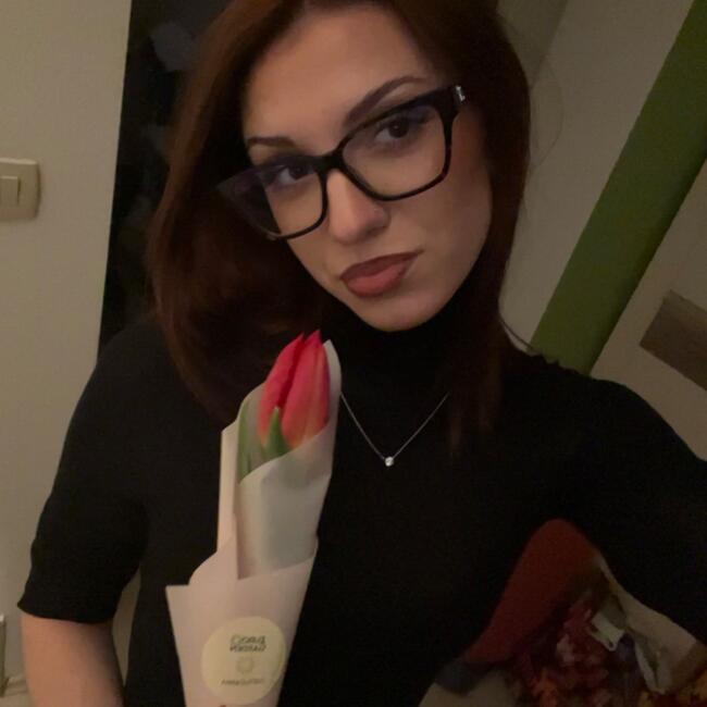 Babysitter in Stara Vrhnika: Nika