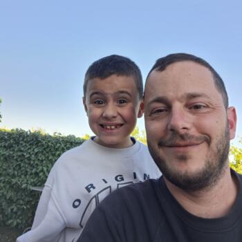 Babysitting job in Chanas: babysitting job Gregory