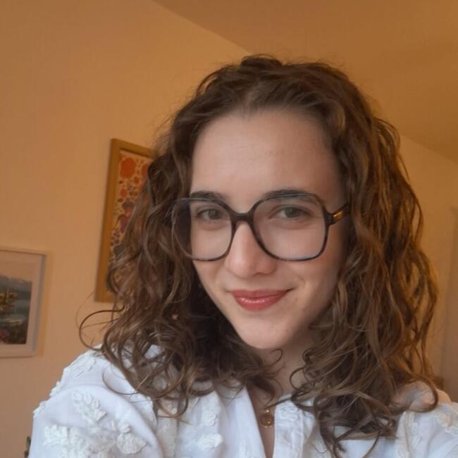 Babysitter in Loos: Constance