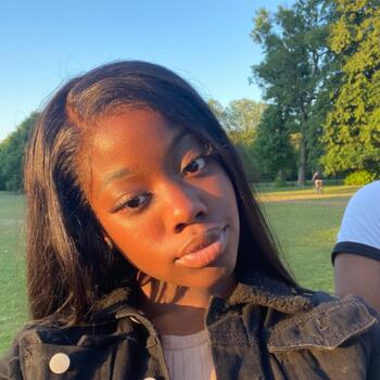 Babysitter Orpington: Amie