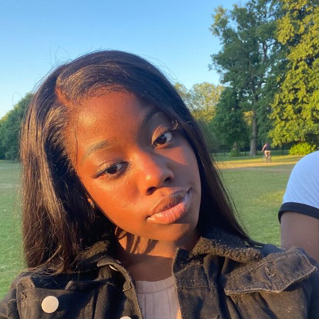 Babysitter in Orpington: Amie