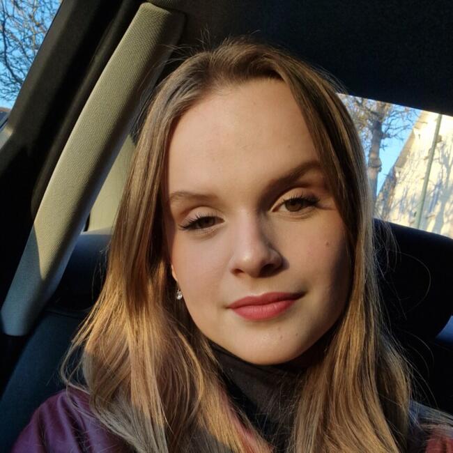 Babysitter in Chambourcy: Mariya