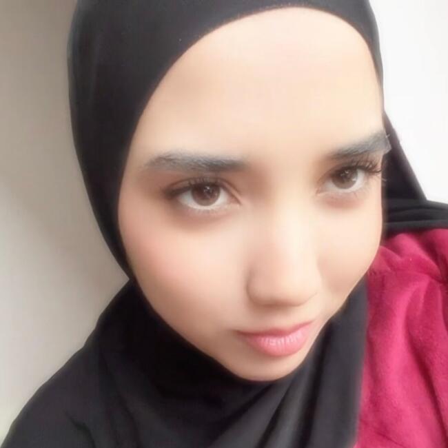 Babysitter in Molenbeek-Saint-Jean/Sint-Jans-Molenbeek: Malak