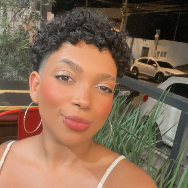 Babá em Betim: Bruna