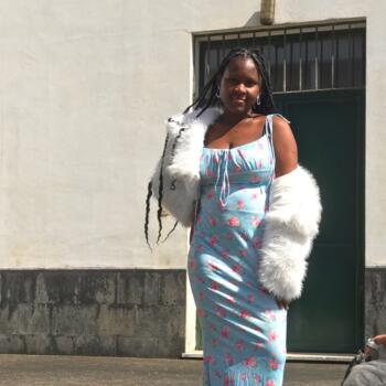 Babysitting job in Povoação: babysitting job Larissa