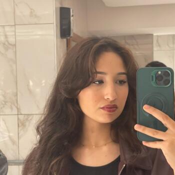 جليسة أطفال في الدار البيضاء: Monia