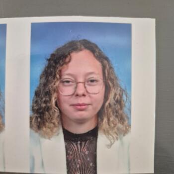 Babysitter in Saint-Quentin: Lorena