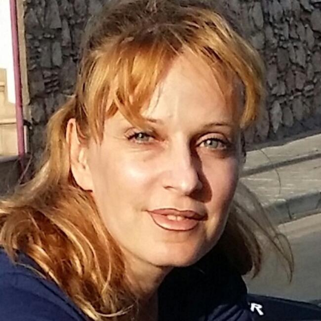 Ayia Napa bölgesinde bebek bakıcısı: Argira