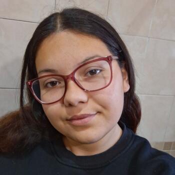 Babysitter in Pilar: Gimena Alejandra