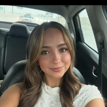 Babysitter in Eagle Mountain: Melanie Goni