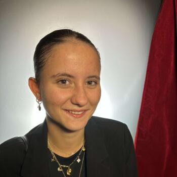 Babysitter in Saint-Étienne: Emma