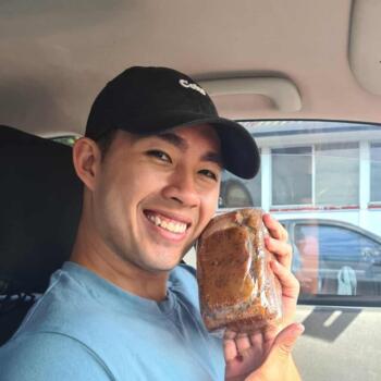 Babysitter in Gold Coast: Minh