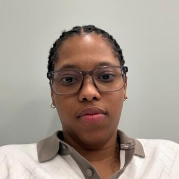 Babysitter in Richmond (Ontario): Faf-annia
