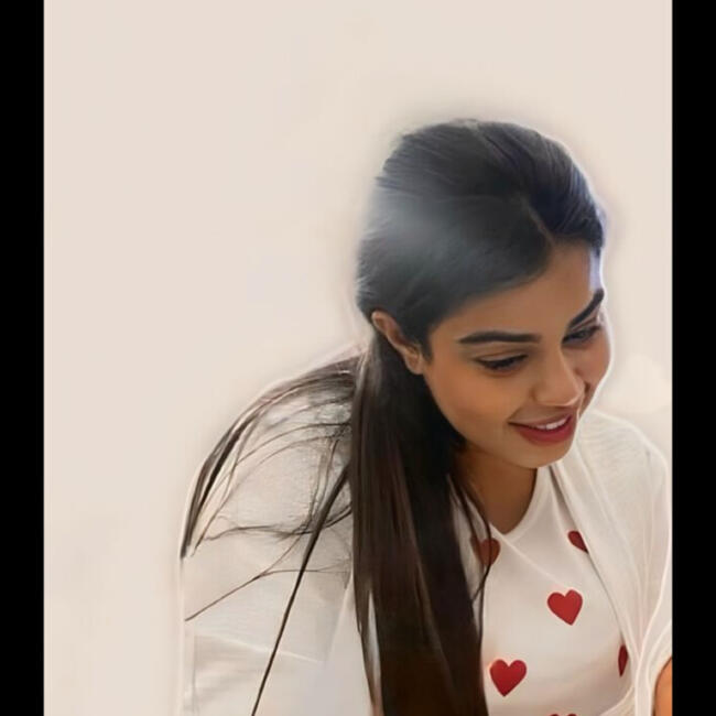 Babysitter in Romainville: Amina