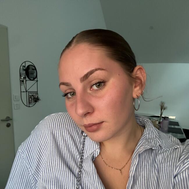 Babysitter in Erquinghem-Lys: Alyzée