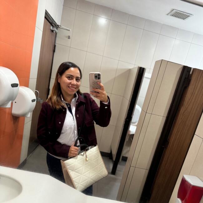 Babysitting job in Guatemala City: Alejandra