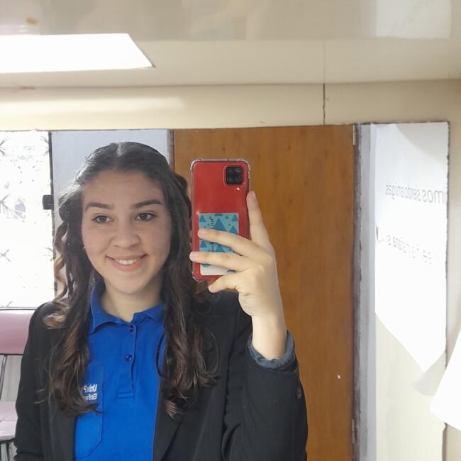 Babysitter in Ypané: Pamela