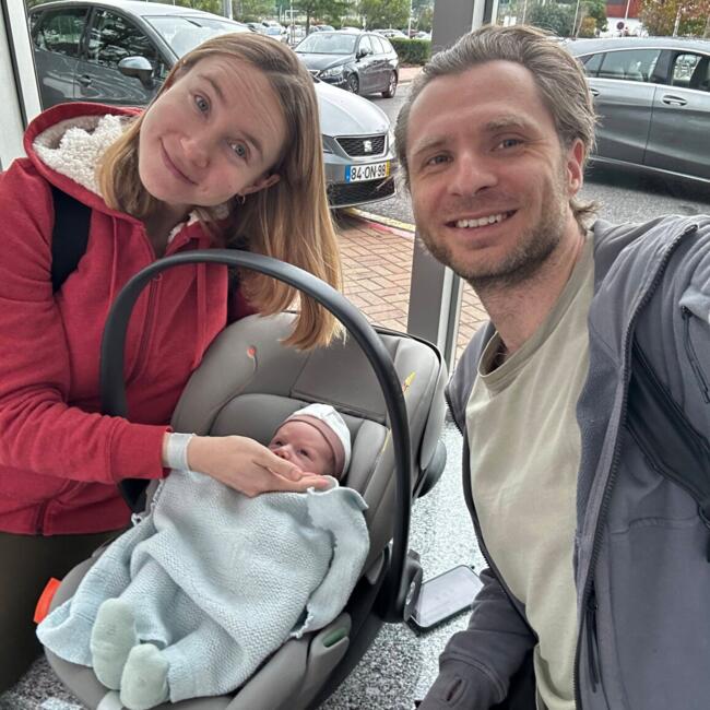 Trabalho de babysitting em Cascais: Dmitry