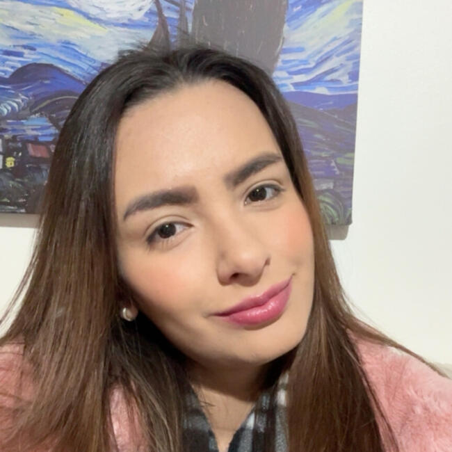 Babysitter in Água Doce (Santa Catarina): Mariana