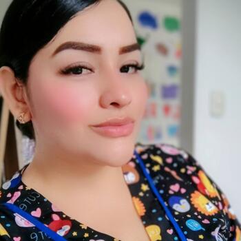 Niñera Armenia: Paola