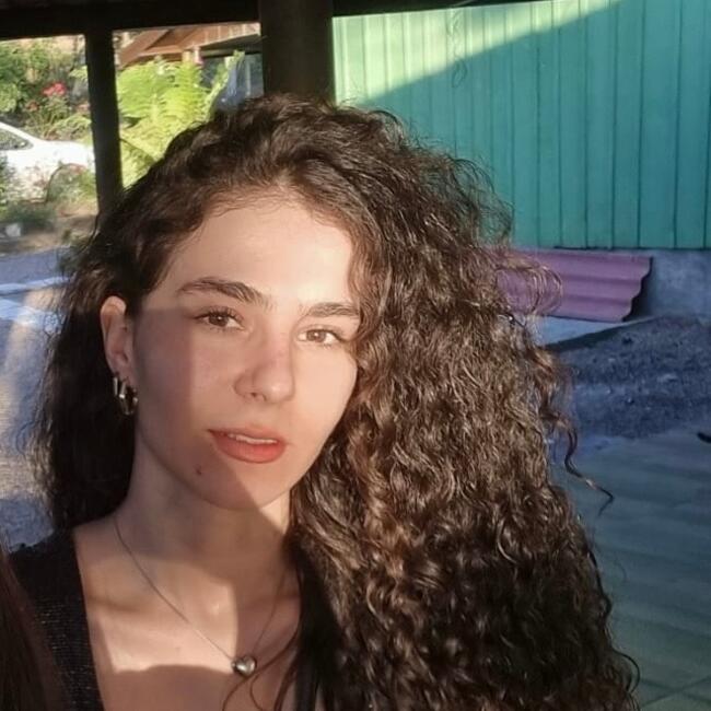 Babá em São José dos Pinhais: Iasmyn