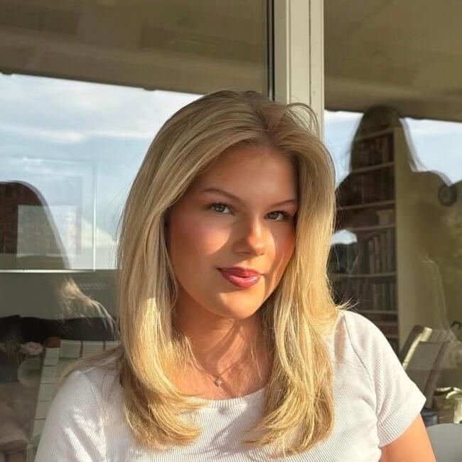 Barnevakt i Bærums verk: Karoline