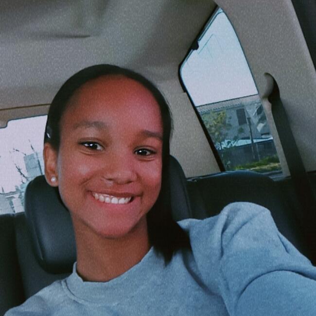 Babysitter in Paarl: Alicia