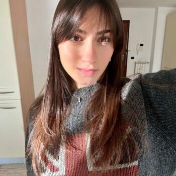 Babysitter in Genoa: Giulia
