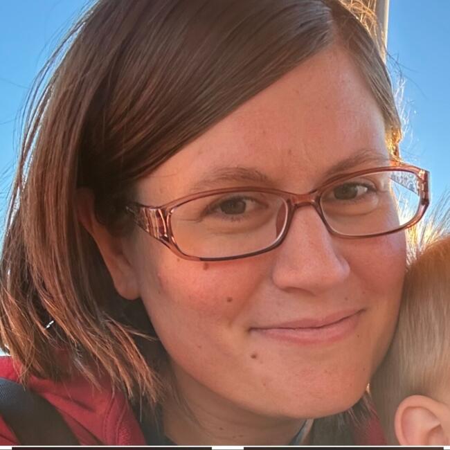 Babysitter in North Las Vegas: Megan