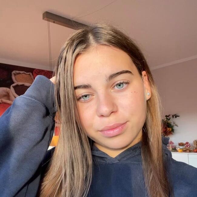 Babysitter in Dresden: Nele